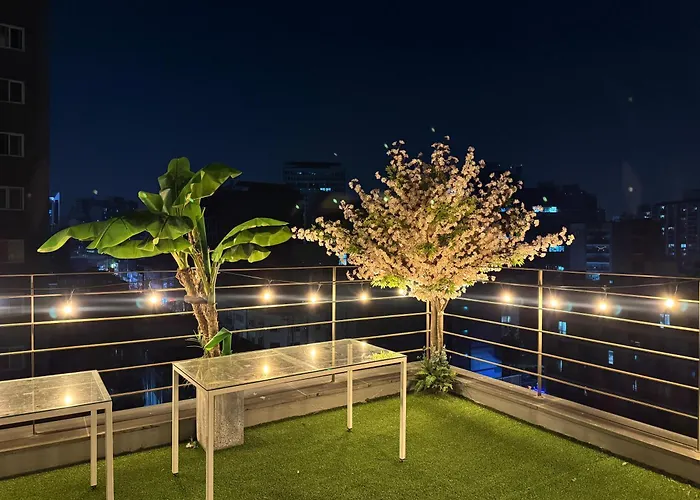 Apartment 501, Seongsu Station Jungnangcheon Cherry Blossom Road River Airport Bus *