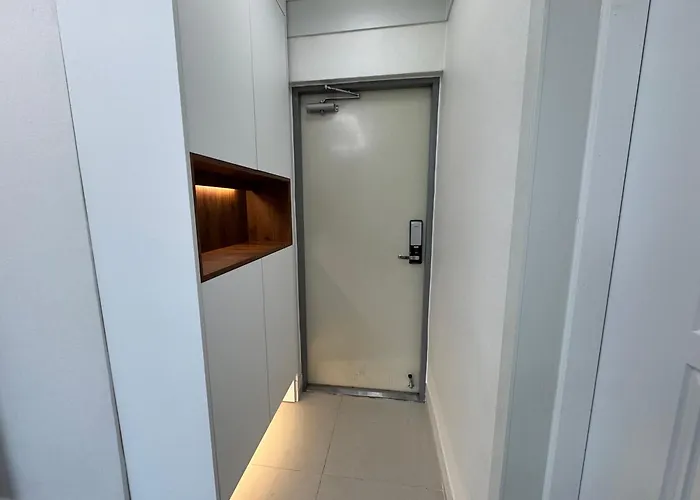 Apartment 501, Seongsu Station Jungnangcheon Cherry Blossom Road River Airport Bus